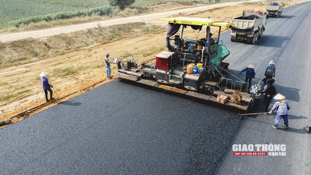 Cao tốc Bắc - Nam giai đoạn 1 cần giải ngân 3.595 tỷ trong 2 tháng cuối năm - Ảnh 1.