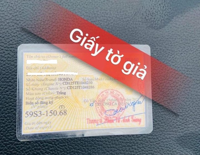 Các loại giấy tờ mô tô, xe máy dạng: làm giả, bồng bế, sửa chữa làm khó người mua xe cũ? - Ảnh 2.
