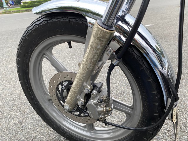 Honda CM125T nguyên “zin” biển tứ quý 7, khách trả hơn 300 triệu mà chủ chưa bán - Ảnh 4. Honda CM125T nguyên “zin” biển tứ quý 7, khách trả hơn 300 triệu mà chủ chưa bán - Ảnh 4.