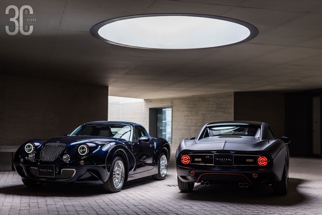 Hurtan Grand Albaycin ra mắt phiên bản kỷ niệm 30 năm chỉ có 6 chiếc - Ảnh 2.