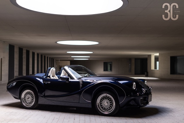 Hurtan Grand Albaycin ra mắt phiên bản kỷ niệm 30 năm chỉ có 6 chiếc - Ảnh 4.