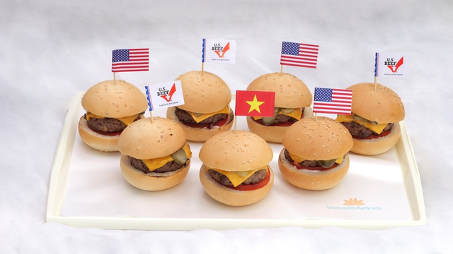 Chuyến bay đặc biệt từ TP.HCM đi San Francisco với nhiều bất ngờ - Ảnh 7. Chuyến bay đặc biệt từ TP.HCM đi San Francisco với nhiều bất ngờ - Ảnh 7.