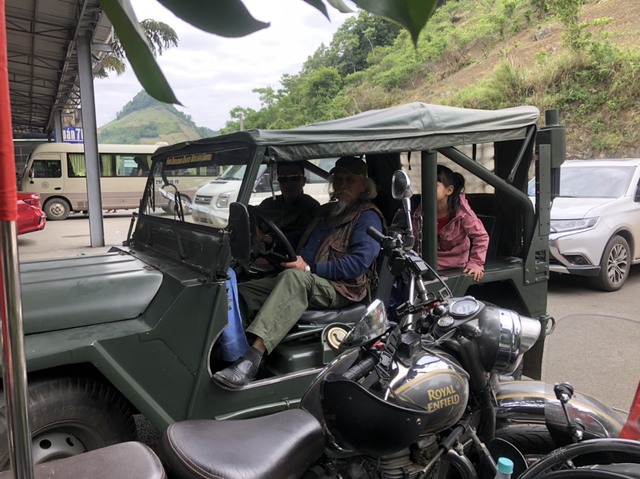 Cụ ông 86 tuổi vẫn rong ruổi các cung đường Tây Bắc bằng “xế cổ” - Ảnh 5.