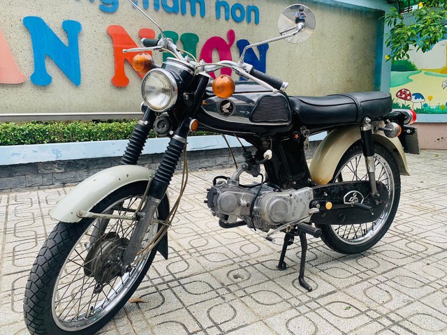 Ngắm cặp Honda 67 biển tứ quý giá gần 800 triệu đồng - Ảnh 1.
