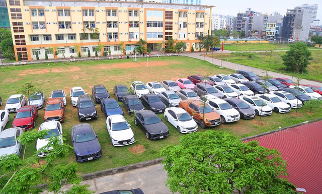 Ô tô cũ - Giấy tờ giả, giấy tờ “phó bản", khiến người tham dính bẫy? - Ảnh 1.