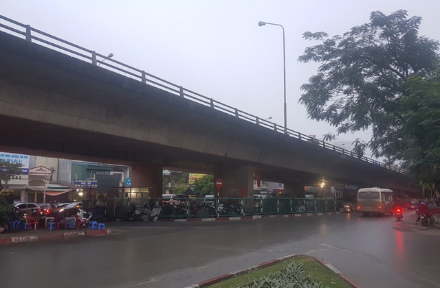 Hải Phòng: Phân luồng giao thông tạm thời từ cầu vượt Lạch Tray đến đường Văn Cao - Ảnh 1.