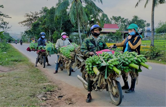 Quảng Trị: Đào tạo bằng lái xe hạng A1 cho người đồng bào không biết tiếng Việt - Ảnh 1.