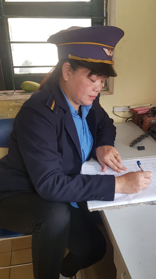 Chuyện về nữ kiện tướng an toàn chạy tàu ở Công ty CP Đường sắt Hà Thái - Ảnh 1. Chuyện về nữ kiện tướng an toàn chạy tàu ở Công ty CP Đường sắt Hà Thái - Ảnh 1.