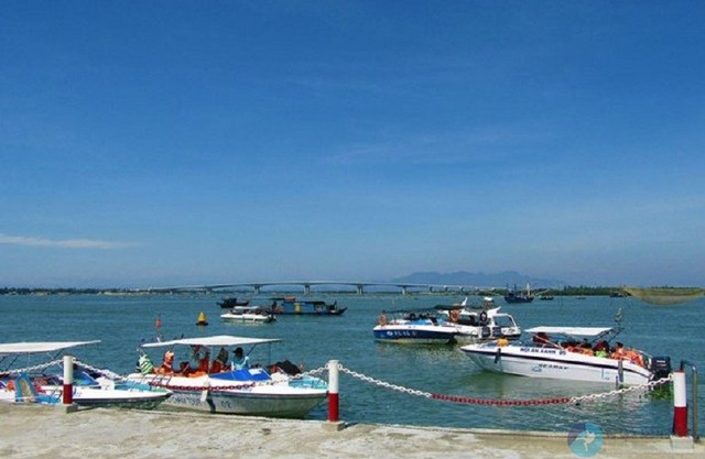 Bộ GTVT dừng ủy quyền quản lý đường thủy tại 4 địa phương - Ảnh 1.