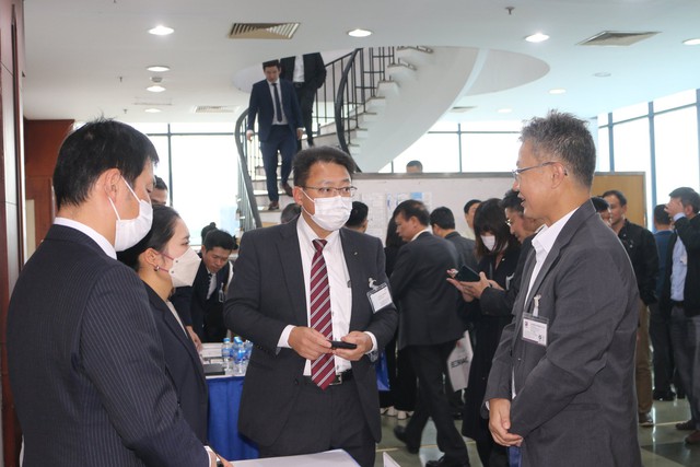 Nhiều doanh nghiệp Nhật Bản muốn hợp tác về công nghệ, thiết bị hàng hải - Ảnh 7. Nhiều doanh nghiệp Nhật Bản muốn hợp tác về công nghệ, thiết bị hàng hải - Ảnh 7.