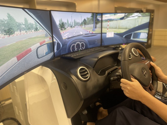 Cabin tập lái xe – kỳ 2: Cơ sở sự nghiệp công lập khó trăm bề   - Ảnh 1.