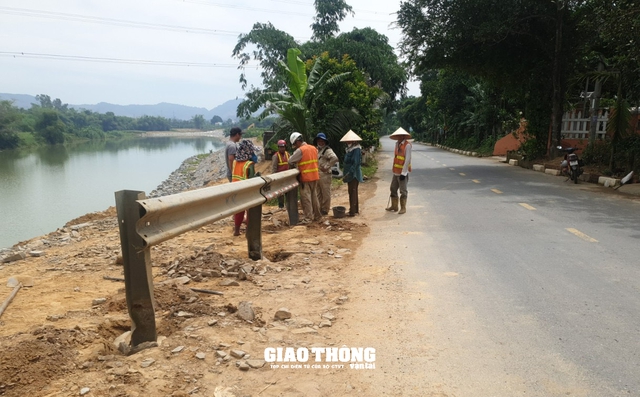 Ngăn chặn đấu nối đường trái phép, đảm bảo ATGT trên tuyến QL14G, Hồ Chí Minh - Ảnh 2.