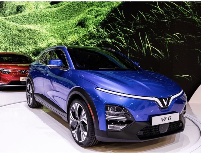 Bộ Tài chính chưa đồng ý giảm thuế nhập xe ô tô điện vì lý do gì? - Ảnh 2.