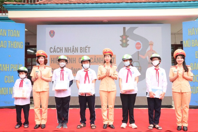 Hải Phòng: Nâng cao nhận thức về Luật gia thông cho học sinh - Ảnh 2.