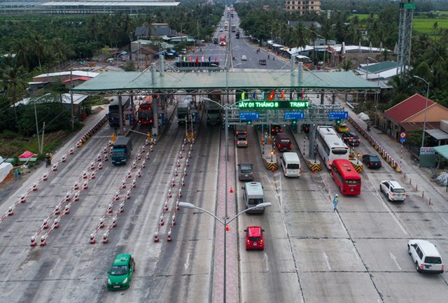 Tổ chức thu phí tại QL1 và tuyến tránh tỉnh Tiền Giang từ ngày 7/10/2022   - Ảnh 1.