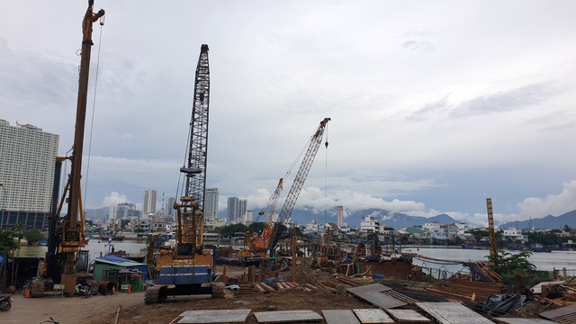 Khánh Hòa: Phương án phá dỡ cầu Xóm Bóng cũ được thực hiện như thế nào ? - Ảnh 1.