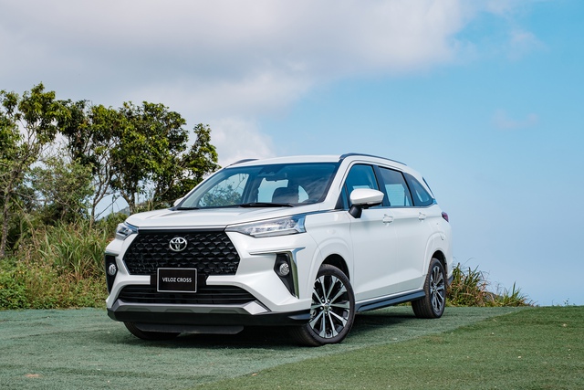 nhập khẩu ô tô