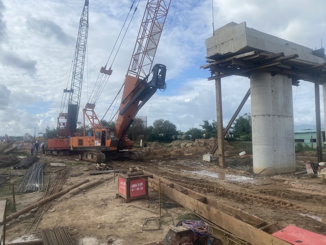  Bình Định: 2023 đầu tư xây dựng cơ bản hạ tầng 2.215 tỷ - Ảnh 1.