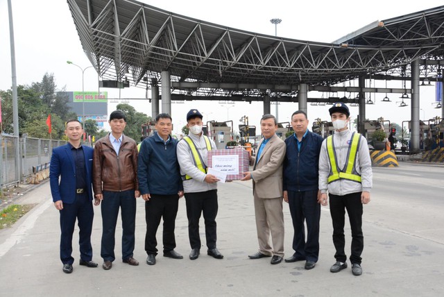 Công Đoàn GTVT Việt chúc tết người lao động các đơn đang trực Tết  - Ảnh 10.