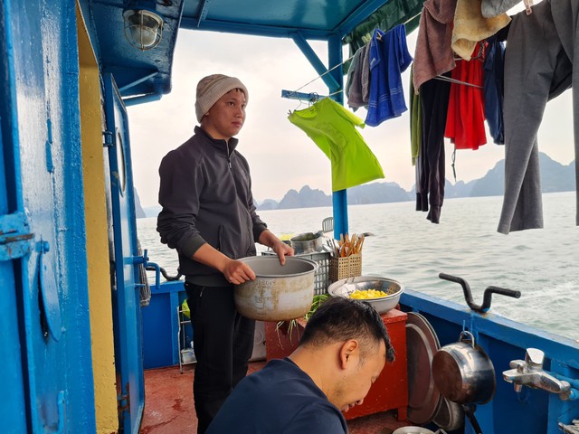 Đón Tết trên biển…

 - Ảnh 5.