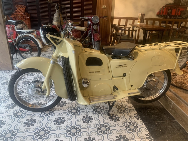 Ngắm xế cổ 67 tuổi - Guzzi galletto 192 không “đụng hàng” tại Việt Nam - Ảnh 1.
