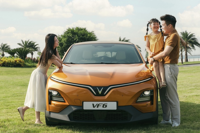 Mẫu xe thuần điện mới nhất VinFast VF 6 chính thức ra mắt thị trường Việt Nam. Mẫu xe thuần điện mới nhất VinFast VF 6 chính thức ra mắt thị trường Việt Nam. Thế giới xe tuần qua