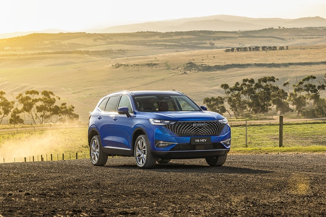 Mẫu xe Haval H6 Hybrid hiện đang được phân phối với mức giá bán lẻ khuyến nghị 1,096 tỷ đồng.
