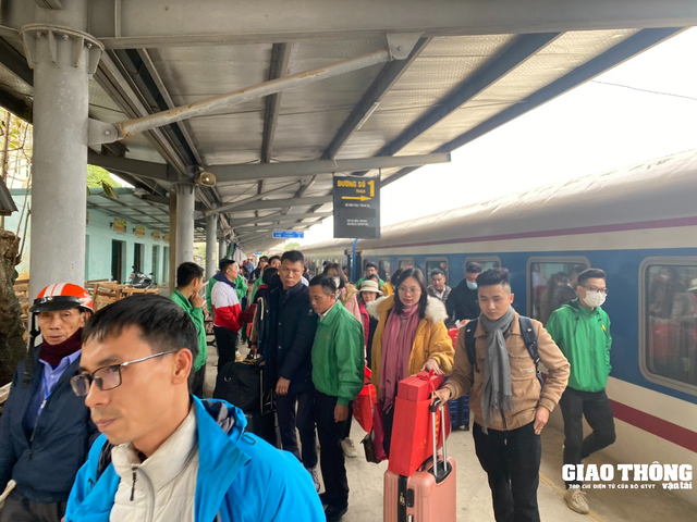 Ngành đường sắt kích cầu 6 nghìn vé tàu giảm giá đến 30% - Ảnh 1.