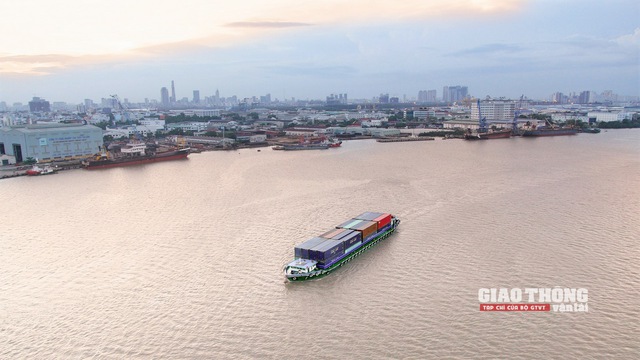 Bộ GTVT khuyến khích doanh nghiệp container hóa đường sắt, đường thủy- Ảnh 1.