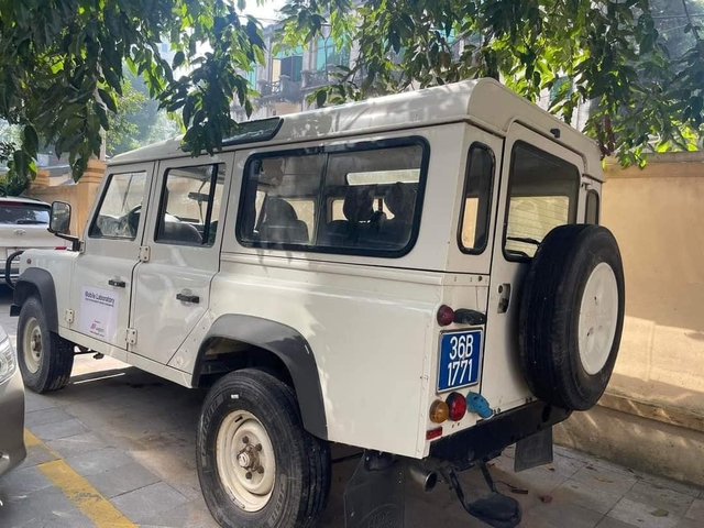 Có gì ở chiếc Land Rover đời 2008 được đấu giá lên 3 tỷ đồng rồi chịu mất tiền đặt cọc- Ảnh 3.