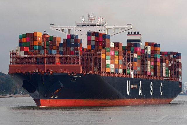 Huy động tàu nước ngoài cứu sống kịp thời 14 ngư dân Việt Nam- Ảnh 1.