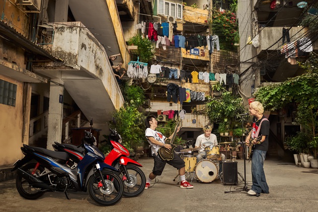 Ngoại hình Honda Wave RSX FI 2024 được chau chuốt lại theo hướng thể thao, nam tính và trẻ trung hơn.