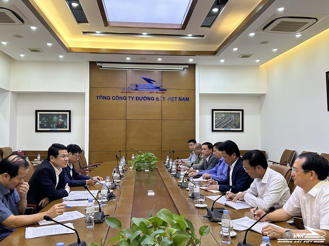 Chuẩn bị mở tuyến tàu Huế - Đà Nẵng chạy 