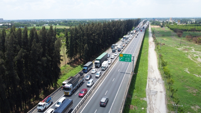 Bộ GTVT chỉ đạo khẩn trương nghiên cứu mở rộng cao tốc TP. Hồ Chí Minh - Trung Lương - Mỹ Thuận- Ảnh 1.