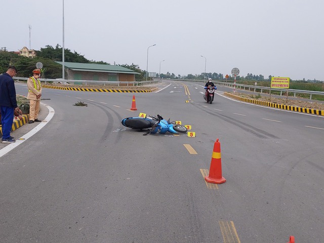 Thái Bình: Điều chỉnh, bổ sung hệ thống ATGT trên QL37 mới sau phản ánh của Tạp chí GTVT- Ảnh 1.