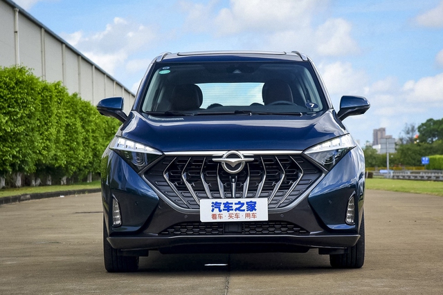 Điểm danh 5 mẫu ô tô mới sắp ra mắt khách Việt- Ảnh 2.