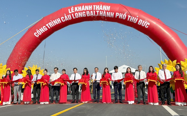TP. HCM: Thông xe cầu Long Đại 354 tỷ đồng- Ảnh 1. TP. HCM: Thông xe cầu Long Đại 354 tỷ đồng- Ảnh 1.