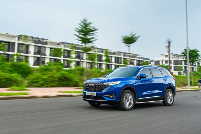 Mẫu xe Haval H6 Hybrid được đánh giá khá cao về khả năng vận hành và trang bị công nghệ. Mẫu xe Haval H6 Hybrid được đánh giá khá cao về khả năng vận hành và trang bị công nghệ. Ô tô Trung Quốc không còn rẻ