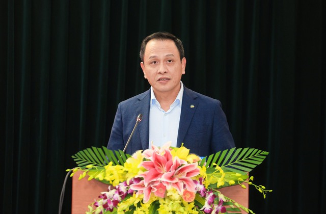 Lãnh đạo các hãng hàng không Việt kiến nghị điều chỉnh slot, đàm phán mở rộng bay quốc tế - Ảnh 3. Lãnh đạo các hãng hàng không Việt kiến nghị điều chỉnh slot, đàm phán mở rộng bay quốc tế - Ảnh 3.