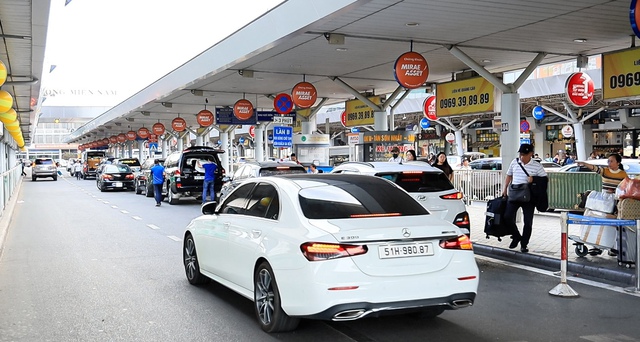 Sân bay Tân Sơn Nhất dự kiến đón 140.000 khách/ngày cao điểm tết Nguyên đán Giáp Thìn 2024- Ảnh 4.