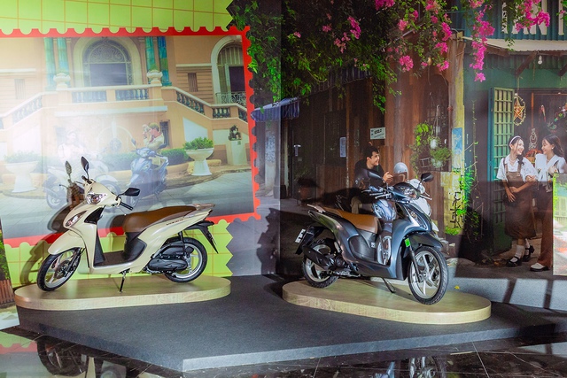 Người tiêu dùng mua trả góp mẫu xe máy Honda Vision và Wave Alpha thời điểm này sẽ không phải trả lãi suất.  Khách mua trả góp Honda Vision và Wave Alpha được miễn lãi suất