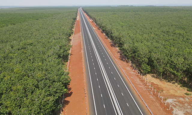 Đề xuất kéo dài thời gian khai thác tạm thời cao tốc Phan Thiết - Dầu Giây đến ngày 30/4/2024- Ảnh 1.