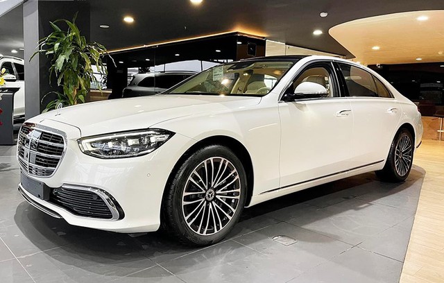 Mercedes-Benz Việt Nam triệu hồi C200 và S450 do lỗi bơm nhiên liệu- Ảnh 2.