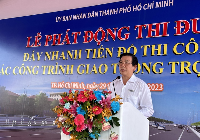 TP. HCM: Phát động thi đua đẩy nhanh tiến độ thi công 5 công trình giao thông trọng điểm- Ảnh 1.