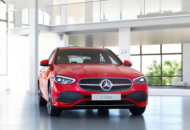 Mercedes-Benz Việt Nam triệu hồi C200 và S450 do lỗi bơm nhiên liệu- Ảnh 1.