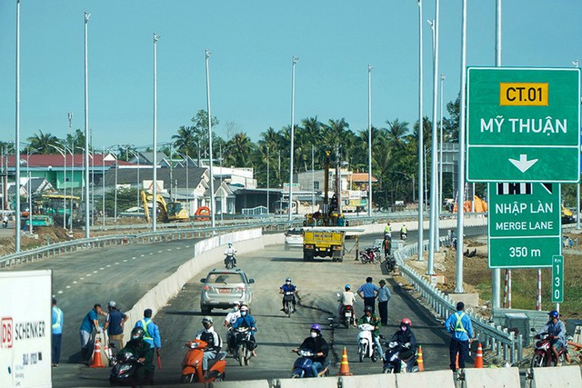 Cảnh báo chủ đầu tư, nhà thầu đang thi công hoàn thiện cao tốc Mỹ Thuận - Cần Thơ- Ảnh 1.