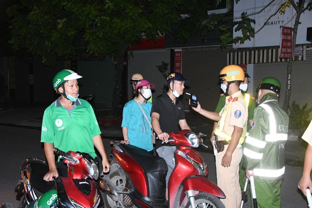 Bắc Giang: Quán triệt tinh thần "thượng tôn pháp luật khi tham gia giao thông" - Ảnh 2.