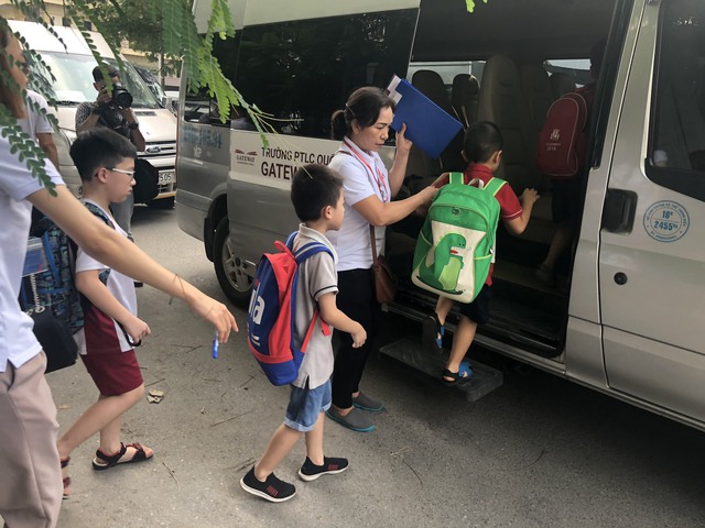 Chủ tịch tỉnh Bắc Ninh chỉ đạo nóng phương tiện đưa, đón học sinh "hết niên hạn sử dụng" - Ảnh 1.