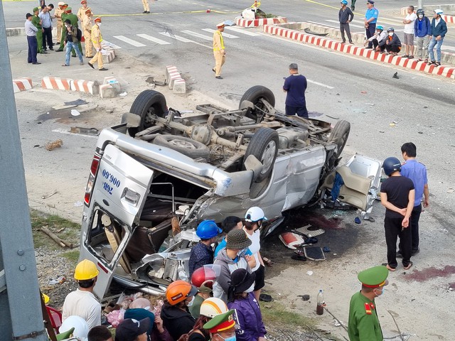 Vụ TNGT nghiêm trọng ở Quảng Nam: Số ca tử vong tăng lên 10 người  - Ảnh 1.