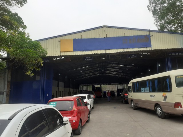    Dự báo tái diễn ùn tắc đăng kiểm nghiêm trọng tại Hà Nội và TP.HCM - Ảnh 1.